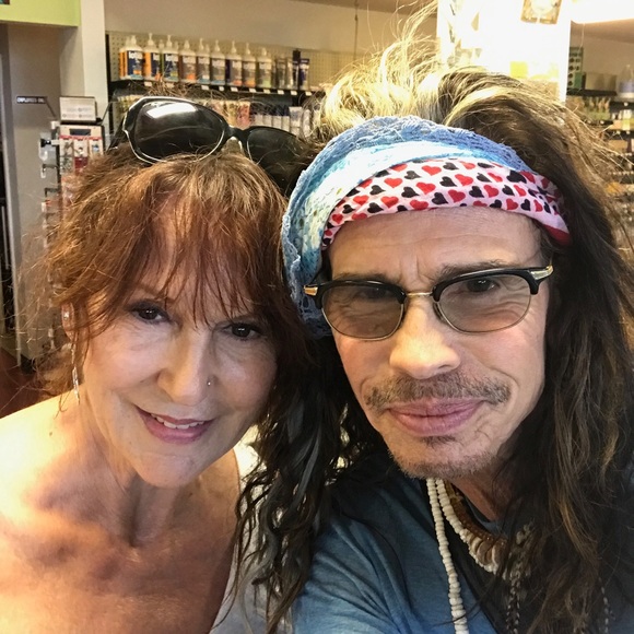 Meet your Posher, Michele - Picture 8 of 16